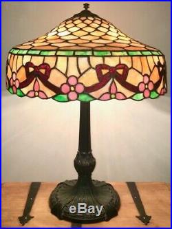 Antique Chicago Mosaic Stained and Leaded Glass Table Lamp Circa 1920 USA
