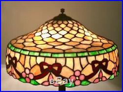 Antique Chicago Mosaic Stained and Leaded Glass Table Lamp Circa 1920 USA