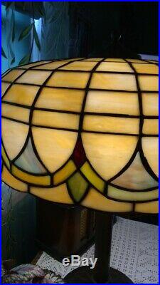 Art Deco Leaded glass lamp Nouveau Handel Tiffany arts crafts slag era