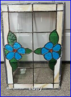 OLD VINTAGE LEADED STAINED GLASS WINDOW Pretty Flower 14 x 20.5