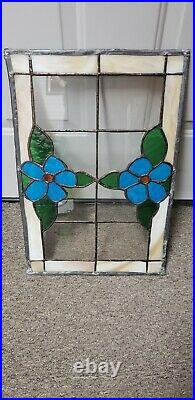 OLD VINTAGE LEADED STAINED GLASS WINDOW Pretty Flower 14 x 20.5