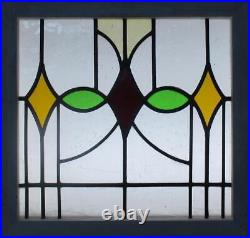 PRETTY COLORFUL OLD ENGLISH LEADED STAINED GLASS WINDOW 21 1/2 x 20 1/2