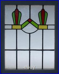 PRETTY GEOMETRIC MIDSIZE OLD ENGLISH LEADED STAINED GLASS WINDOW 21 3/4 x 27