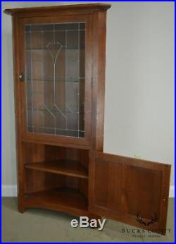 Stickley Mission Oak Collection Leaded Glass Corner Cabinet A