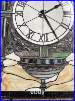 Tiffany Style Stained Glass Window Clock 24x18 Quoizel