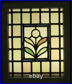 VICTORIAN OLD ENGLISH LEADED STAINED GLASS WINDOW Bullseye/ Leaves 14 x 16.75